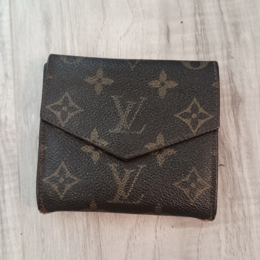 Louis Vuitton Monogram Elise Compact Wallet - Picture 2 of 10